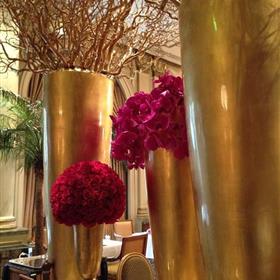 fwthumbchristmas flower arrangements hotel.jpg